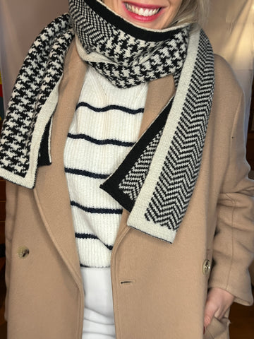 ECHARPE NOIR PIED DE POULE